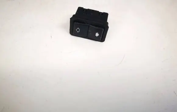 BMW 5 E39 Electric window control switch 8368974