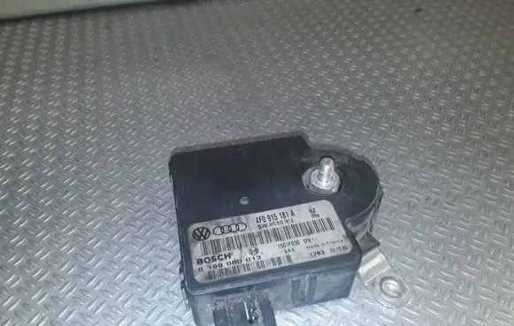 Audi A6 S6 C6 4F Power management control unit 4F0915181A 0199000013