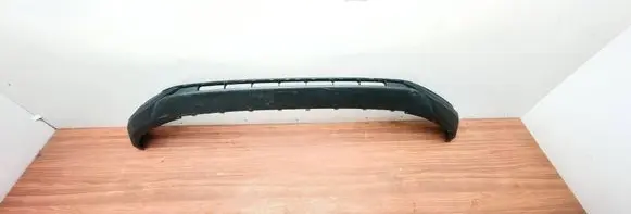 Front bumper lip