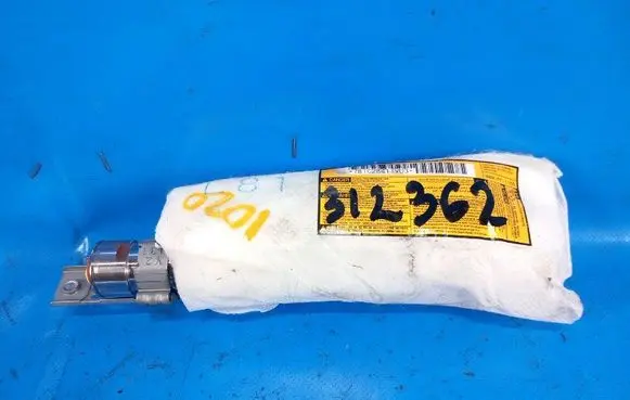 Toyota Prius (XW30) Seat airbag 7392047040