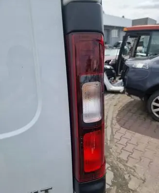 Renault Trafic III (X82) Rear/tail lights