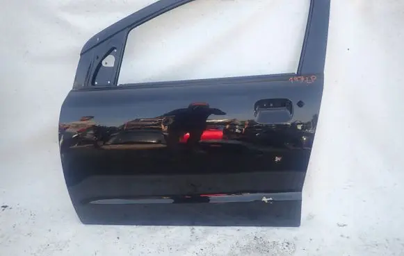 Nissan Pixo Front door