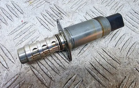 Volkswagen Atlas Camshaft vanos timing valve 03H906455