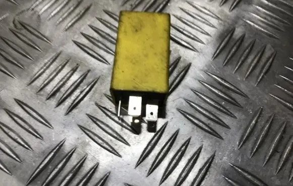 Renault Laguna I Other relay 7700414741 121001