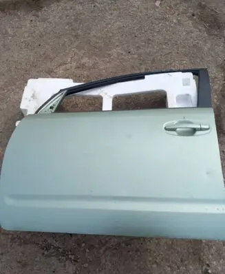 Toyota Prius (XW20) Front door 