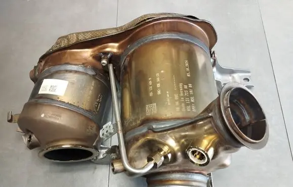 Volkswagen Tiguan Catalyst/FAP/DPF particulate filter 05L131723AB