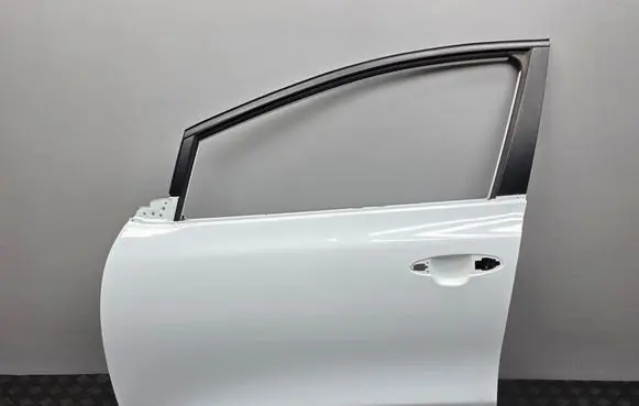 KIA Ceed Front door