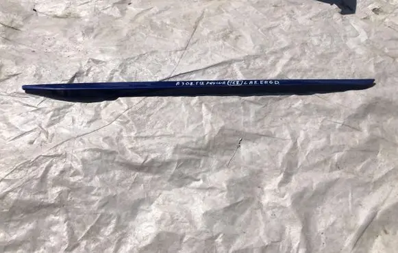 Peugeot 308 Front sill (body part) 9806944677