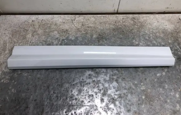 Audi Q2 - Front door trim (molding) 81A853960A