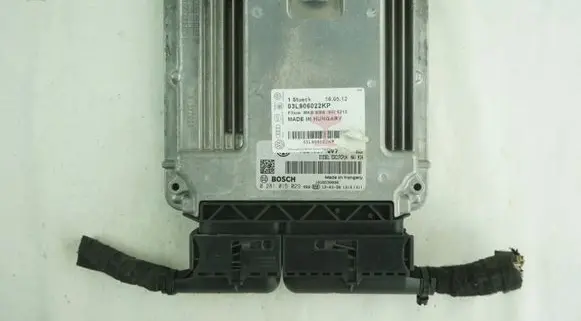 Volkswagen PASSAT B6 Engine control unit/module 03L906022KP 0281015029
