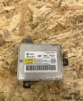 Audi A5 8T 8F Headlight ballast module Xenon 8K0941597C W003T20171