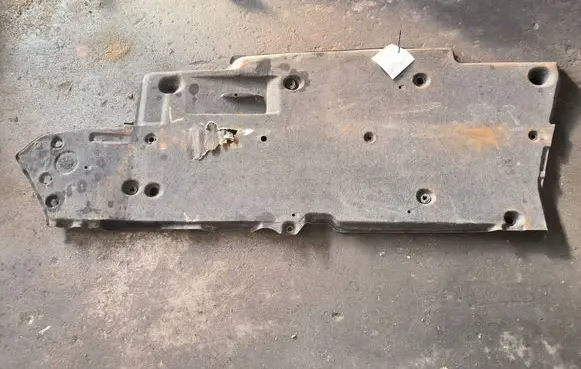 Lexus ES VII XZ10 Engine splash shield/under tray 