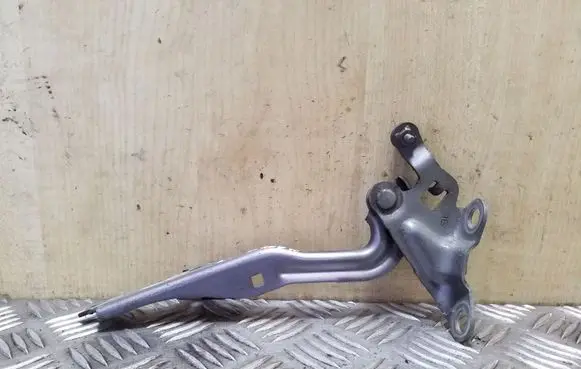 Mazda 6 Engine bonnet/hood hinges