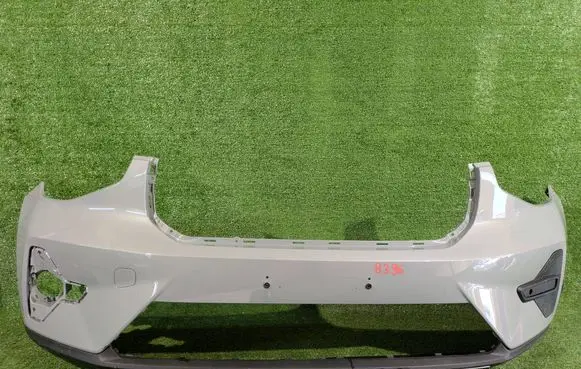 Volvo XC40 Front bumper 