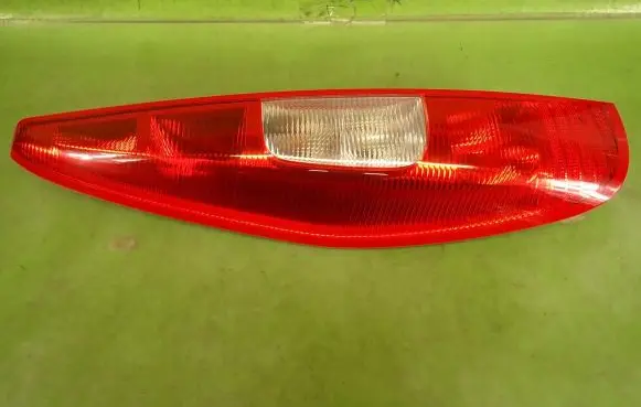 Mitsubishi Colt Rear/tail lights MR957373