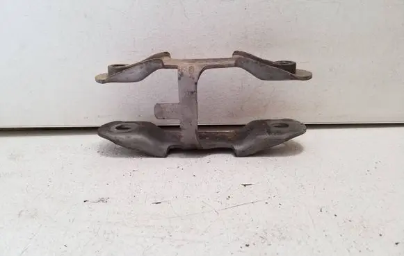 Mercedes-Benz Vito Viano W447 Engine mounting bracket