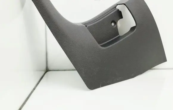 Volkswagen PASSAT B7 USA Front sill trim cover 561863483