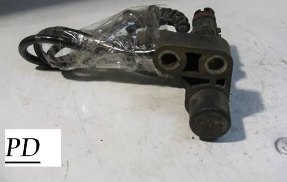 Mercedes-Benz A W168 ABS brake wheel speed sensor 065005367