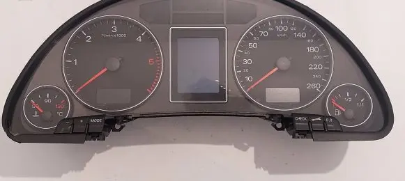 Audi A4 S4 B7 8E 8H Speedometer (instrument cluster) 8E0920901D 026362690 0194000596