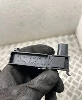 Opel Insignia A Keyless (KESSY) go control unit/module 13502549