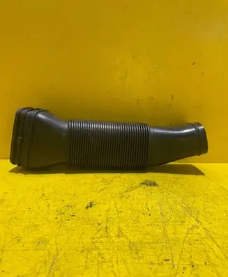 Skoda Fabia Mk2 (5J) Air intake duct part 6R0129618