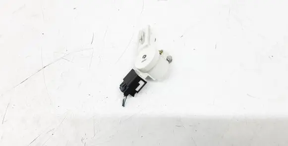 Opel Astra J Brake pedal sensor switch 13583976