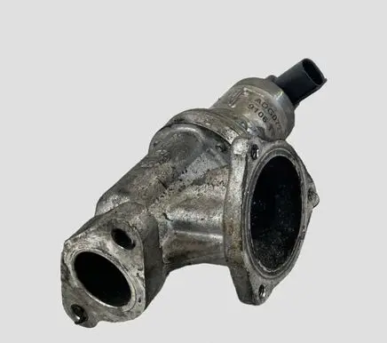 Hyundai Santa Fe EGR valve ADG07235