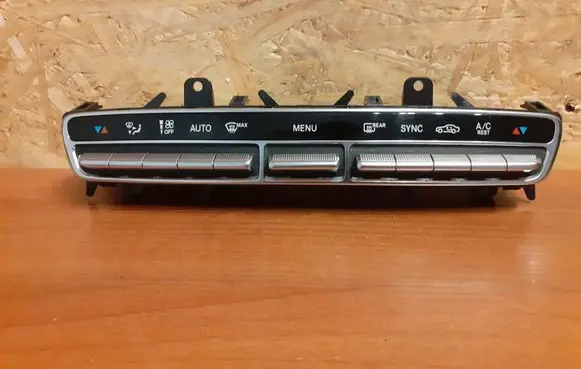 Mercedes-Benz C W205 Interior fan control switch 870 A2059058505