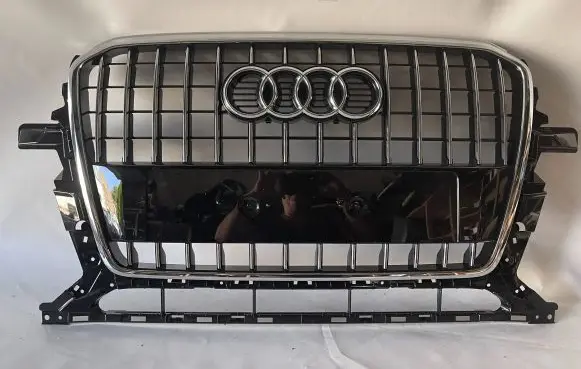Audi Q5 SQ5 Front bumper upper radiator grill 8R0853651