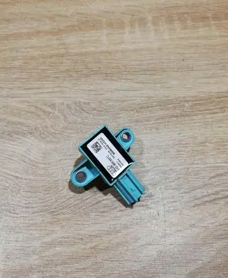 Audi A4 S4 B8 8K Airbag deployment crash/impact sensor 8K0955557C