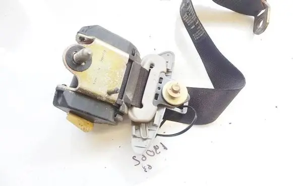 Mitsubishi Carisma Rear seatbelt 0566081900 950308r000