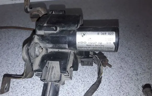 BMW 5 E39 Cruise control unit/module 8369027