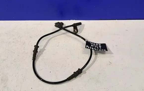 Mercedes-Benz C W203 ABS brake wheel speed sensor A2035400417