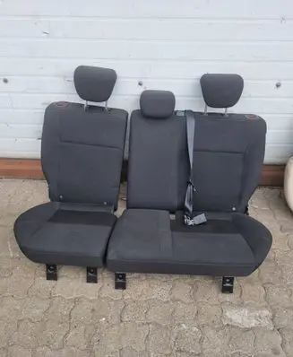 Ford Focus Second row seats