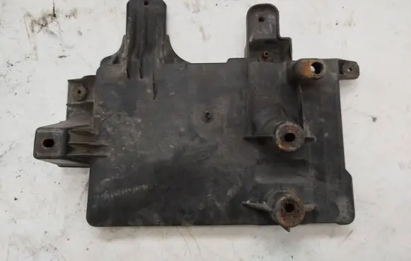 Mitsubishi Colt Battery tray 8201A084
