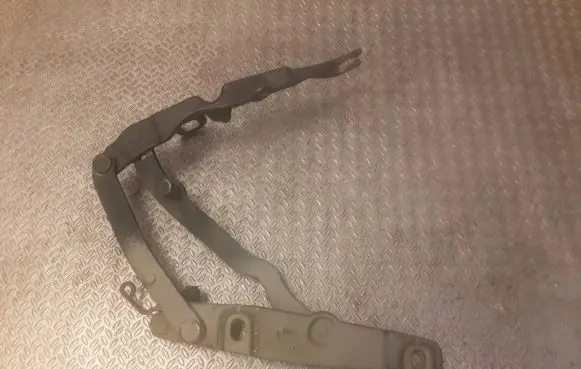 BMW Z4 E85 E86 Tailgate/trunk/boot hinge 7016179