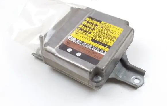 Toyota Avensis T220 Airbag control unit/module 8917005050 204247102