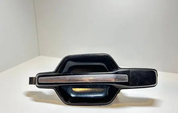 Mitsubishi Pajero Rear door exterior handle