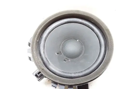 Volvo V70 Front door speaker 30657445