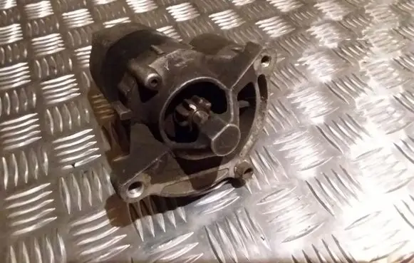Citroen C3 Starter motor 9633292480