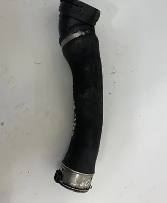 BMW 5 E60 E61 Intercooler hose/pipe 7803747