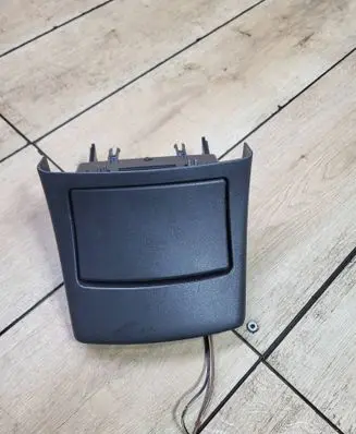 Mercedes-Benz E W211 Ashtray (rear) A2116800450 E039714021