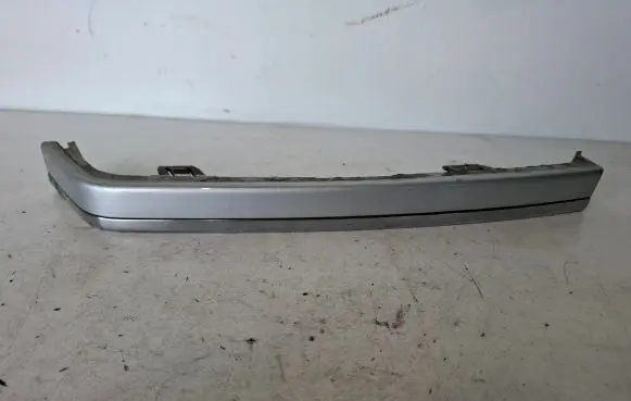 Volvo S80 Rear/tail light trim molding 8662644