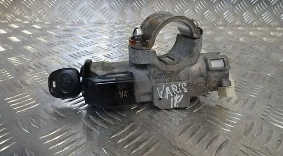 Toyota Yaris XP210 Ignition lock