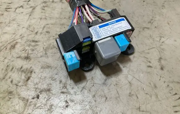 Toyota Hilux (AN10, AN20, AN30) Other relay 90987-T2002