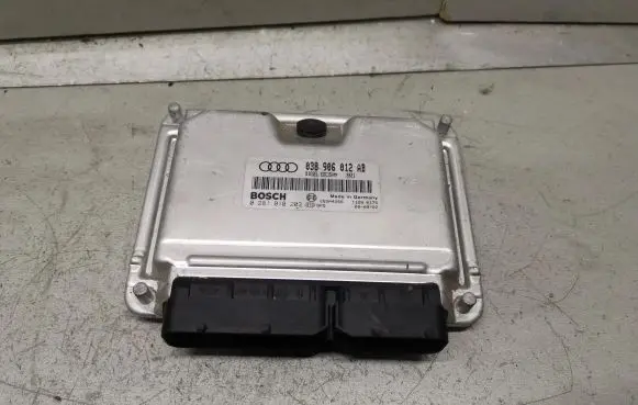 Audi A6 S6 C5 4B Engine control unit/module 038906012AB 0281010203