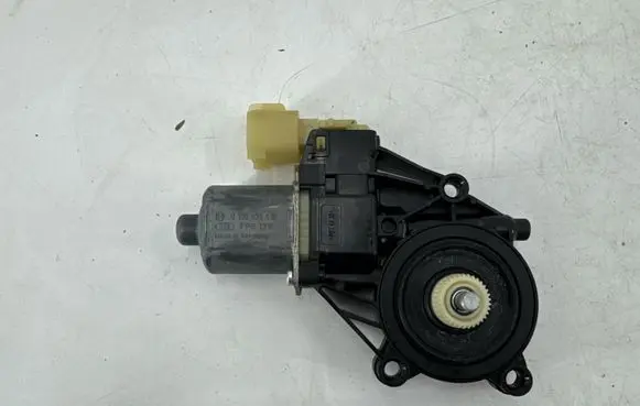 Ford Fiesta ST Front door window regulator motor 0130822618