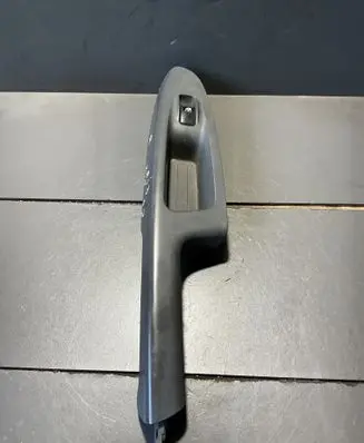 KIA Rio Quarter vent window switch 827211G040GR