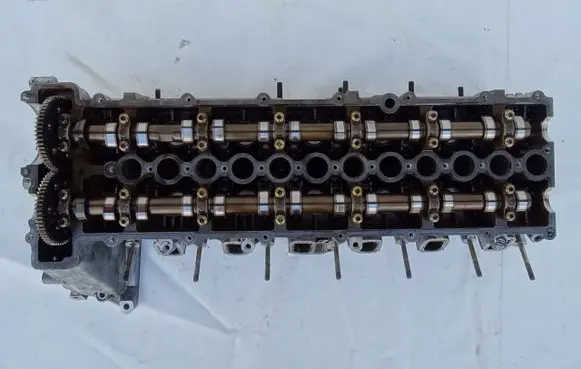 BMW 5 E60 E61 Engine head 7792753