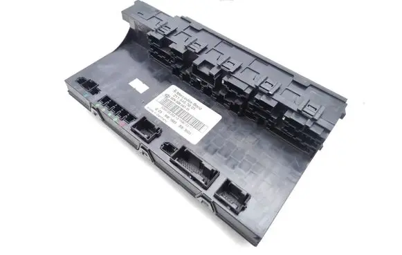 Mercedes-Benz E AMG W211 Fuse module 2115453601 5DK00804741